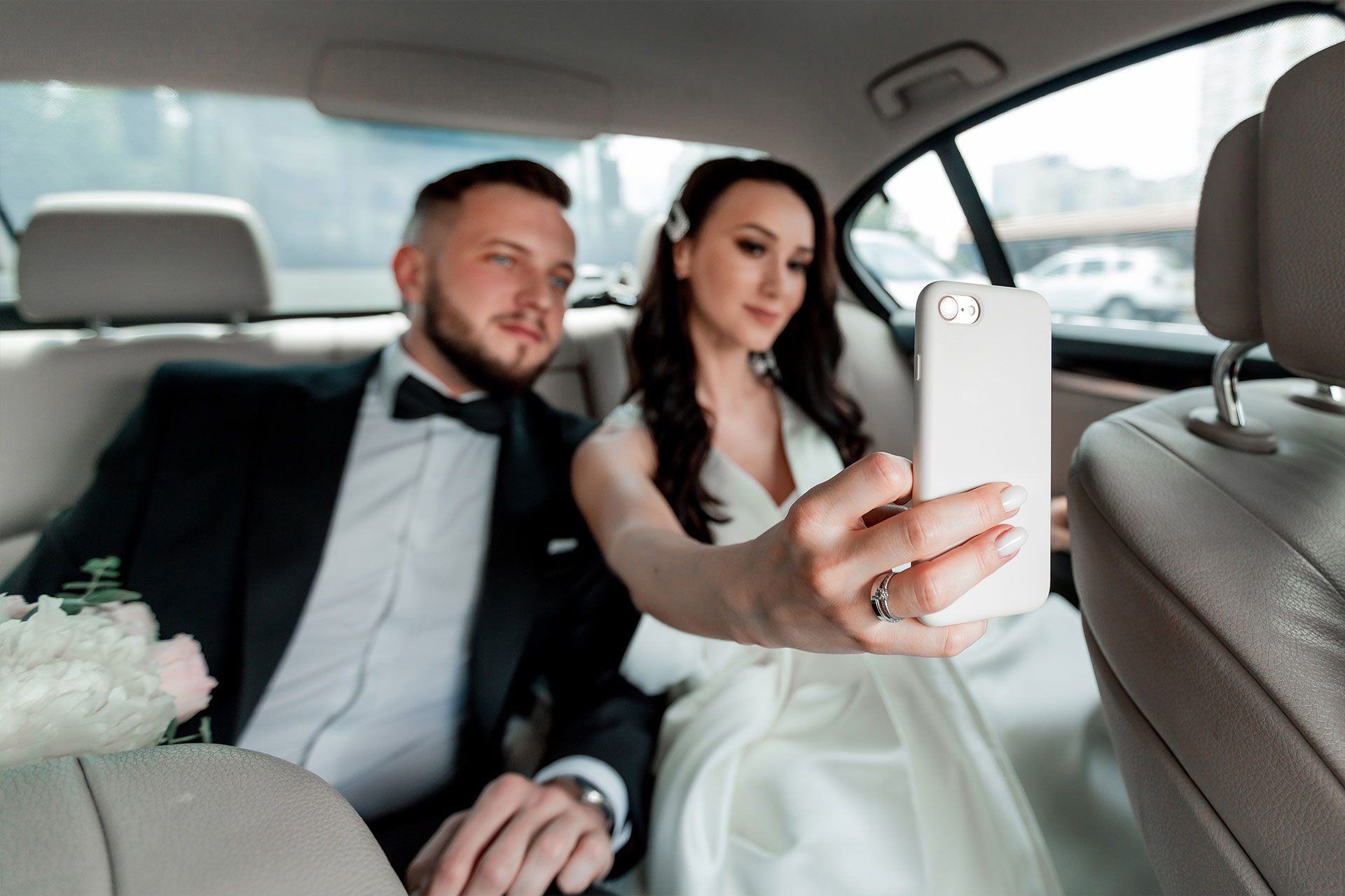 Weddings: A Celebration of Love and Elegance with Ana Limousine​